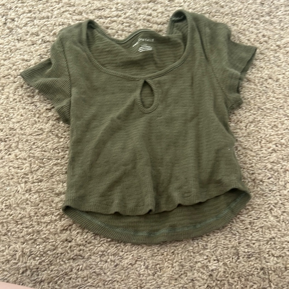 American Eagle crop top